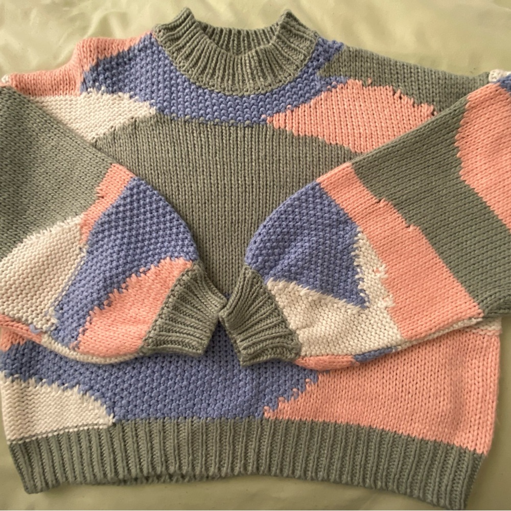 Green and Pink Crew Neck Sweater with Color Block Design - Picture 5 of 5